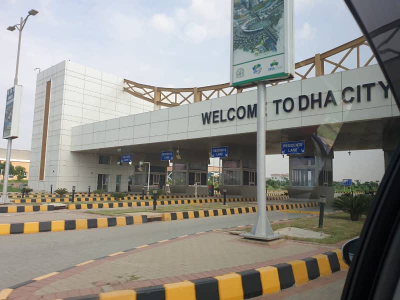 500 YARDS PLOT FOR SALE IN DHA CITY 22