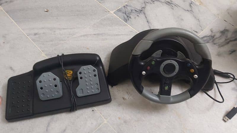 Xbox 360 with steering wheel and pedal 1