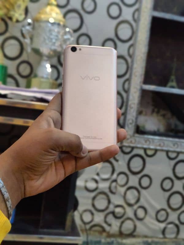 Vivo y55 4gb,64gb pta approved 1