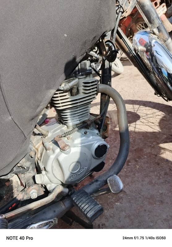 honda 125 all ok ha condition punjab namber 2