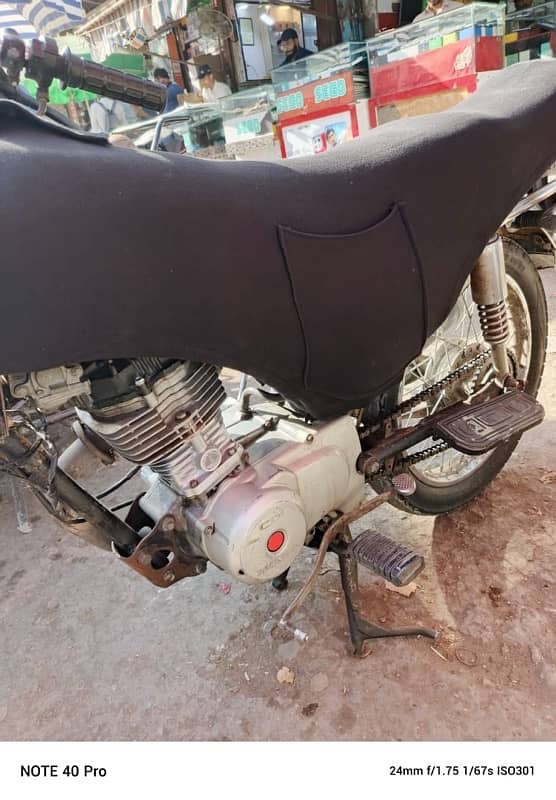 honda 125 all ok ha condition punjab namber 5