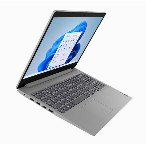 lenovo ideapad3 laptop 15.6 full HD sacren. Intel pentium silver 4gb 2