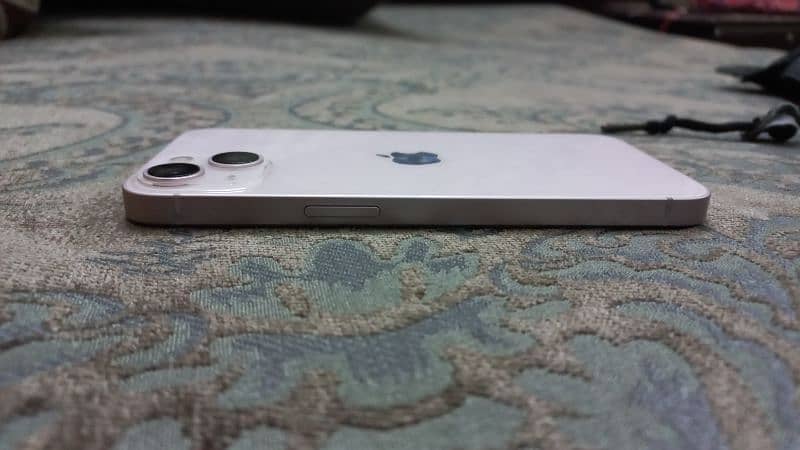 IPhone 13 Non-PTA 4