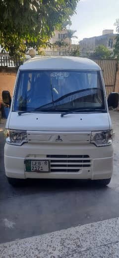 Mitsubishi Minicab Bravo 2013