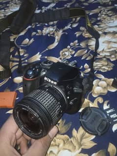 Full vlogging setup Nikon D3300 DSLR+18-55 leans+battery