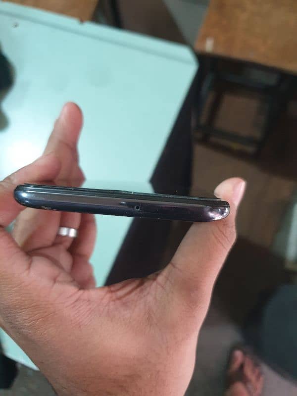 samsung galaxy A70 1