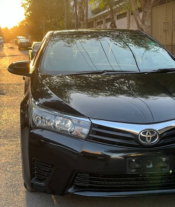 Toyota Corolla Altis 2016 1