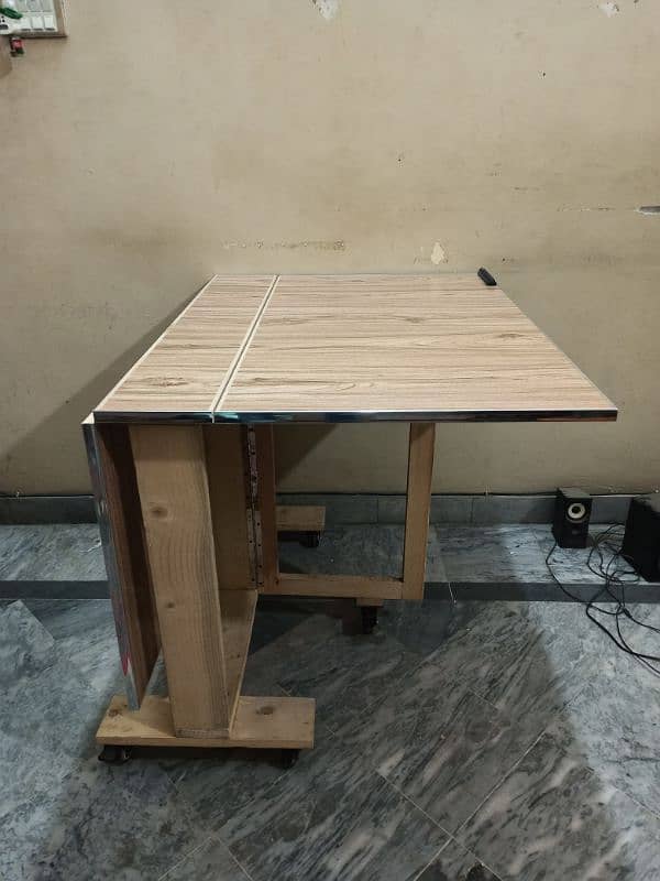 Folding Computer Table 3