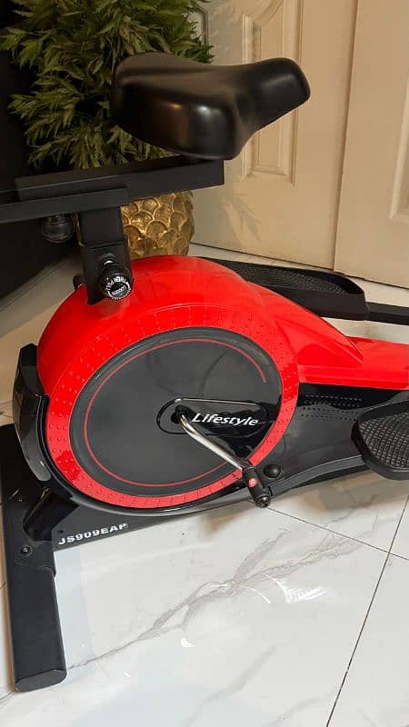 Lifestyle Elliptical 6