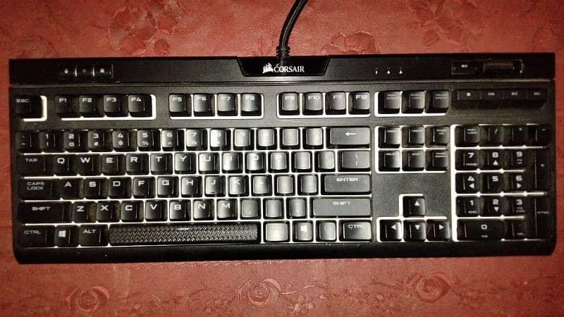 Gaming case, mouse and keyboard 1