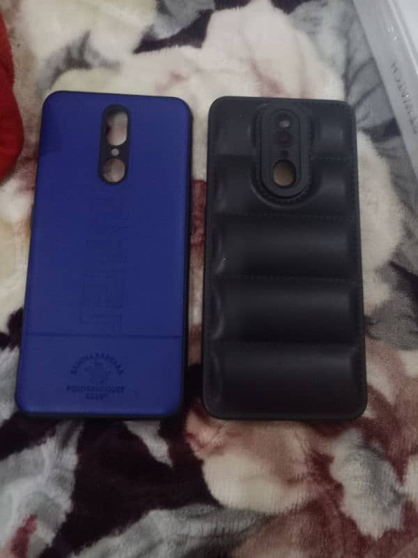 I am selling my mobile opoo F11 8/256 with power bank 12