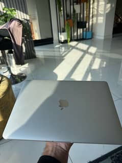 Macbook Pro M1 1TB 16GB 13” Silver