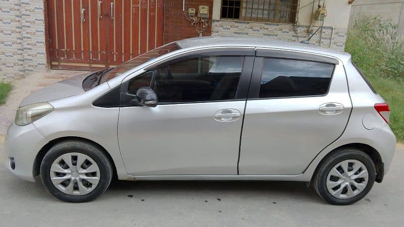 Toyota Vitz 2011 1