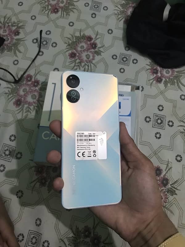 Camon 6+6gb//128gb Saf Set No open 7