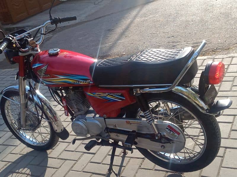 Honda 125 good condition no work only buy and drive tanqi tapy originl 1