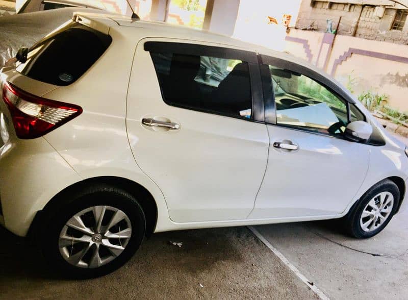 Toyota Vitz 2018 5