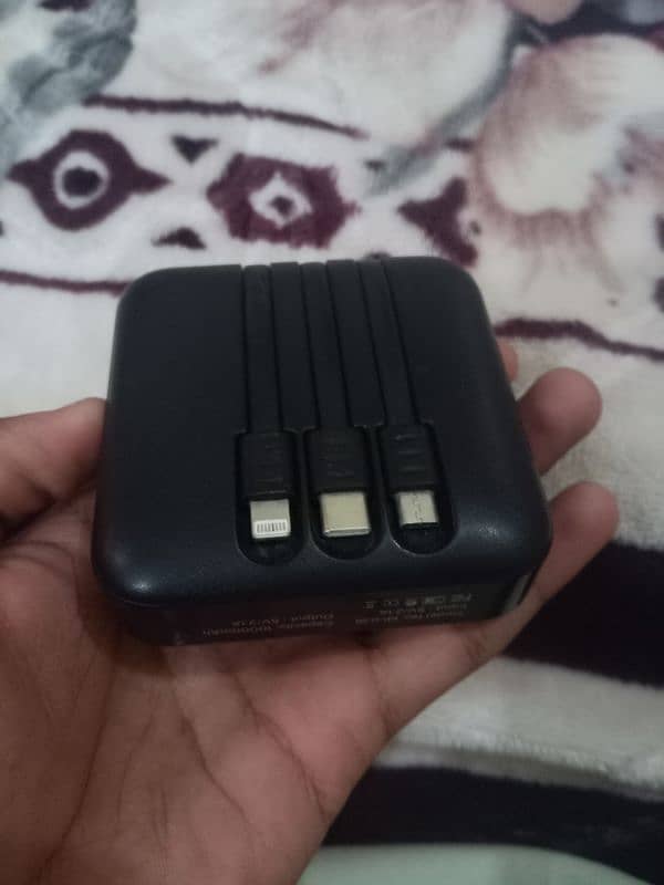 I am selling my mobile opoo F11 8/256 with power bank 18