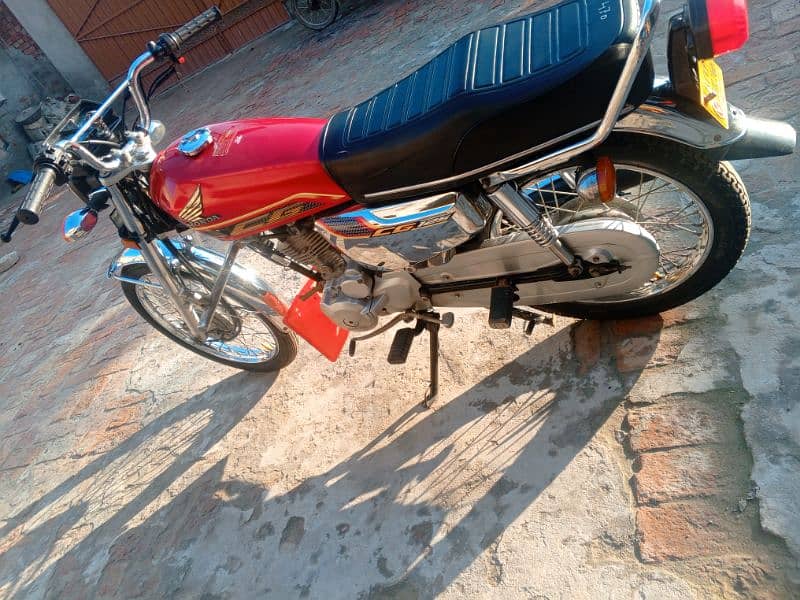 Honda 2022 model good condition  03463004915 2