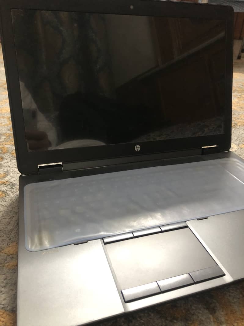 Hp zbook 15 G2 core-i7 4th generation workstation in good price. 5