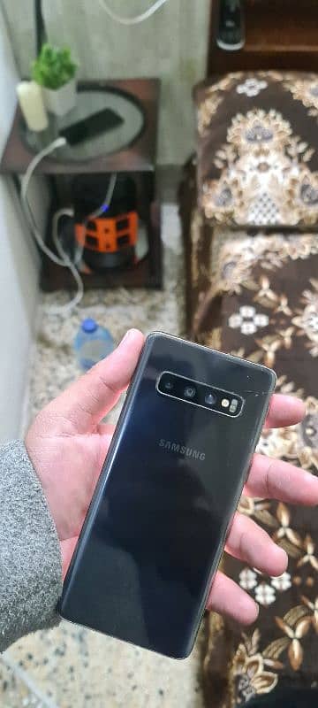 Galaxy S10 8 128 3