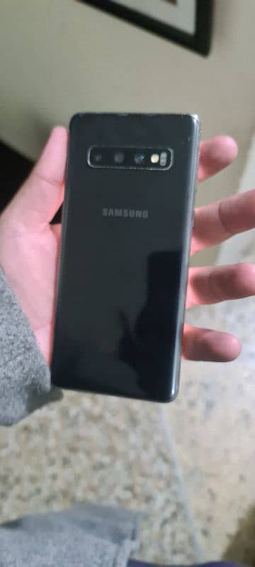 Galaxy S10 8 128 5