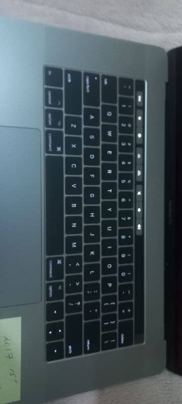 Apple Macbook pro 2019 4