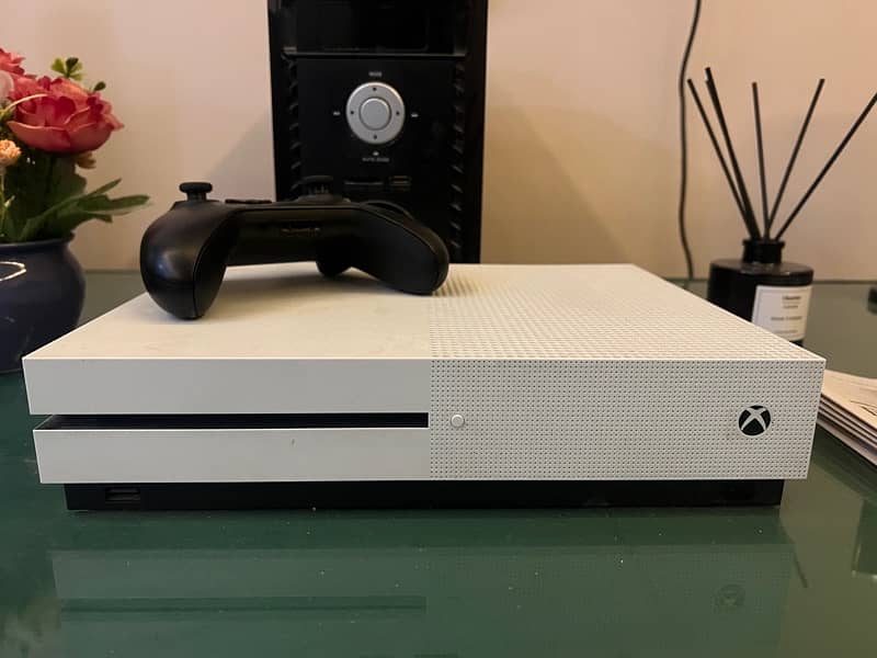 Xbox One S - 500 GB 1