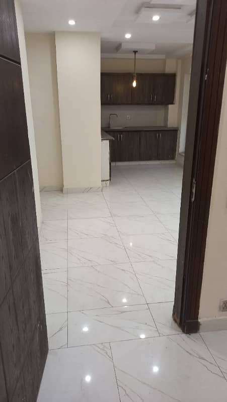 1 BED BRAND NEW LUXURY IDEAL GOOD EXCELLENT FLAT FOR RENT IN SECTER E BAHRIA TOWN LAHORE 16