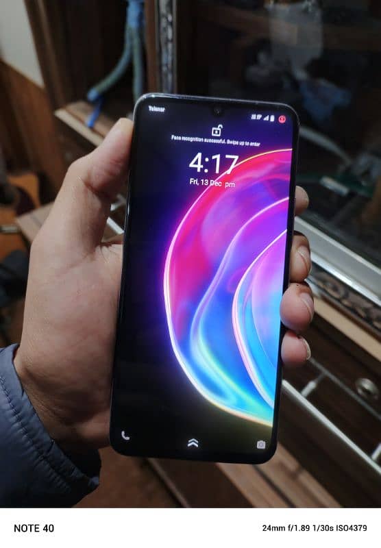 Vivo V21 1