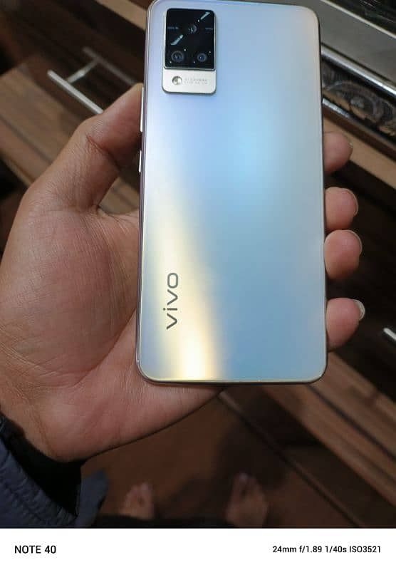 Vivo V21 2