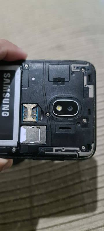 Samsung J4 2-16 Black Panel Change 6