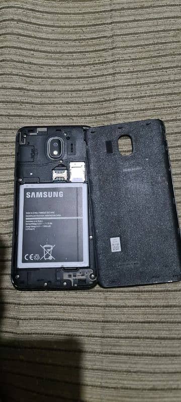 Samsung J4 2-16 Black Panel Change 8