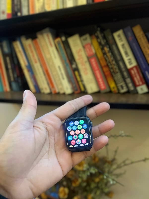 Apple Watch SE - 44mm 3