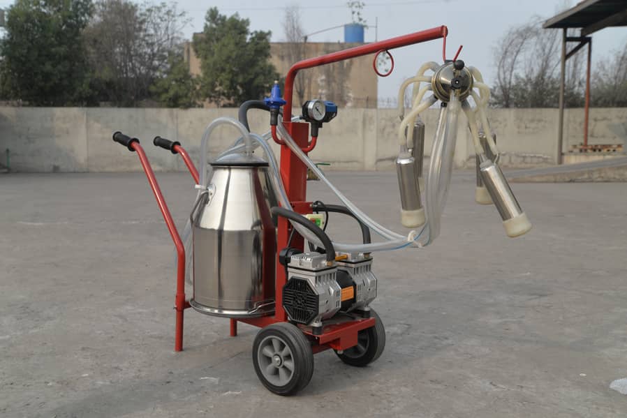 Milking Machine for cows/ Milking Machine prices in pakistan 3