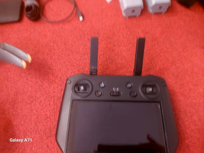 Mavic Air 2S fly more Combo smart controller 9