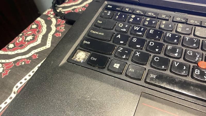 lenevo thinkpad core 1 5 gen 4 8