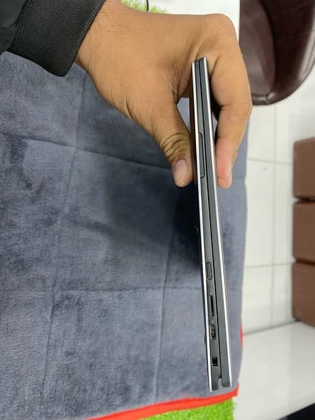 Dell XPS 13 9365 Corei5 8th Gen Touchscreen 9