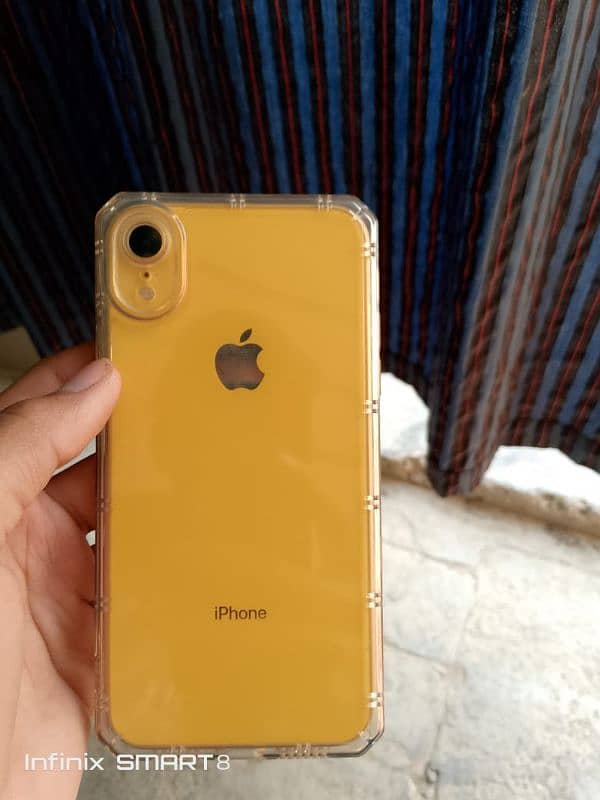 iphone XR new condition factory lockd 256 gb 0