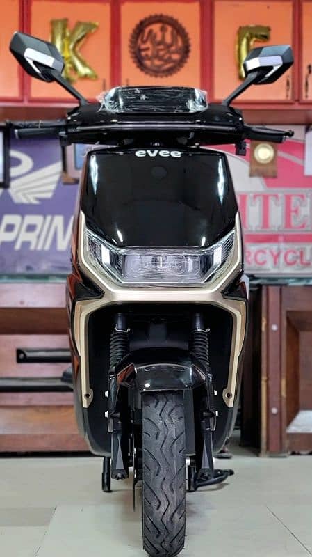 evee Gen-N electric scooty new model 3