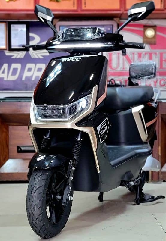 evee Gen-N electric scooty new model 9