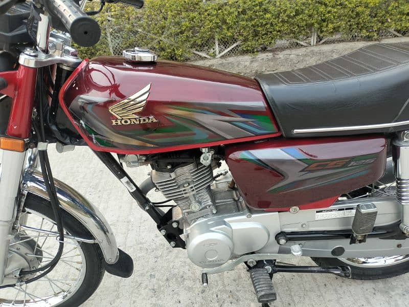 Honda CG125 model 2023 Islamabad number 03341511728 0