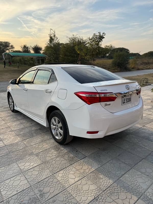 Toyota Altis Grande 2014 5