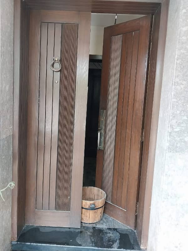 Askari-10 Lahore, 10- Marla 03 Badroom, Fully Furnished Upper Portion Available For Rent . 17