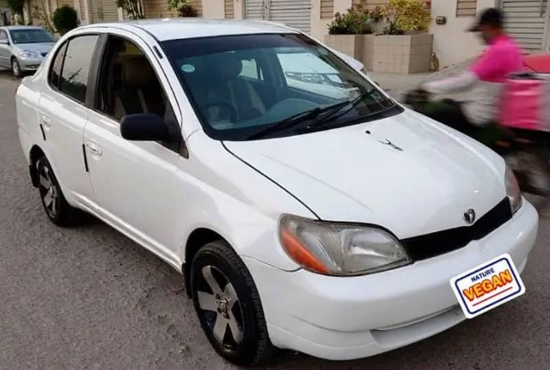 Toyota Platz 2002 better than vitz alto mira cultus city 1