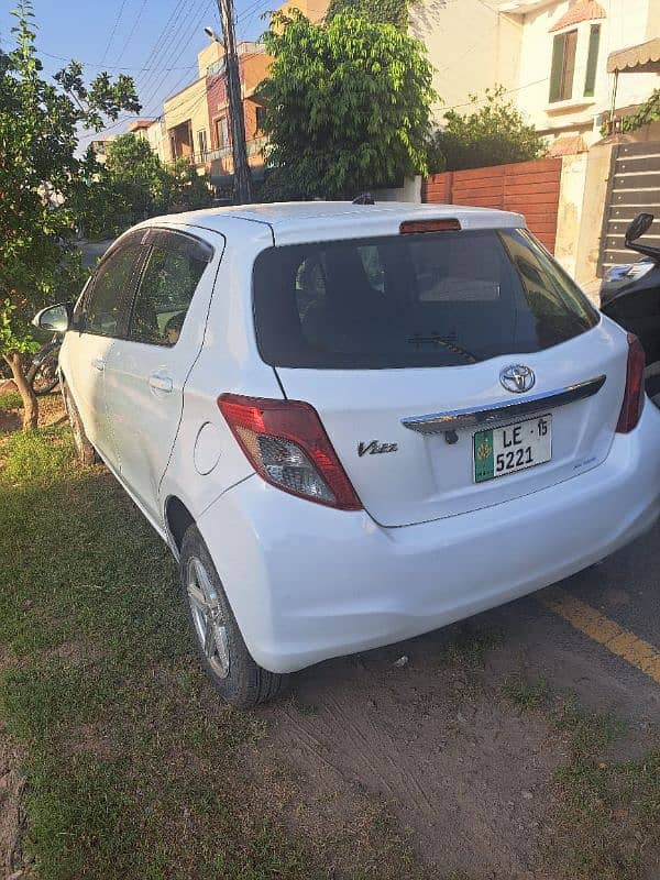 Toyota Vitz 2015 0