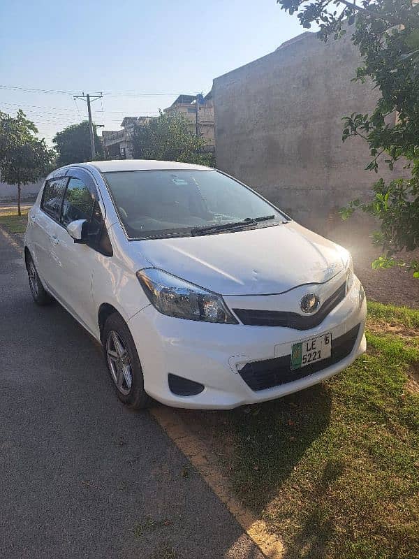 Toyota Vitz 2015 2