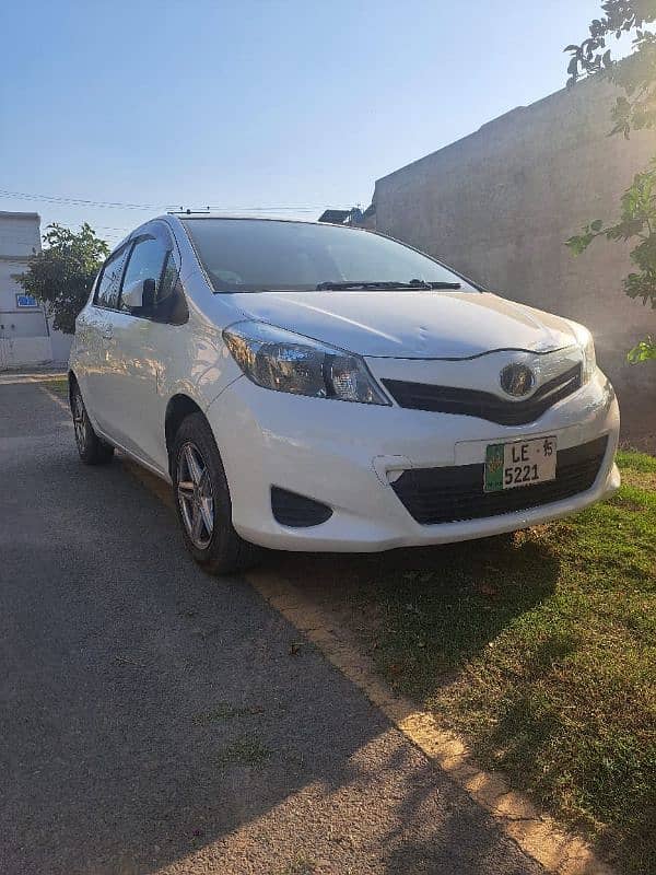 Toyota Vitz 2015 3