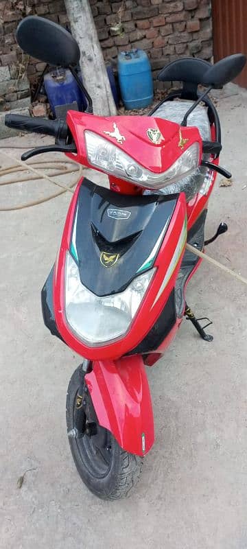 urgent Scooty for sale 1