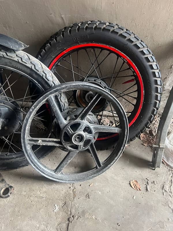 HEAVY BIKE PARTS FOR SALE RIMS FRONT SUSPENSION BACK RIM WITH TYERS 19