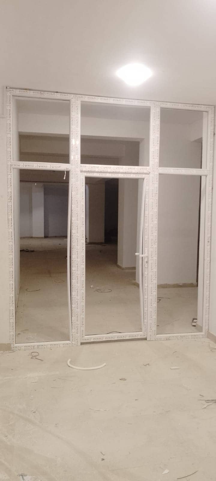 Upvc window/pvc door fitting/setting /all work in karachi 3